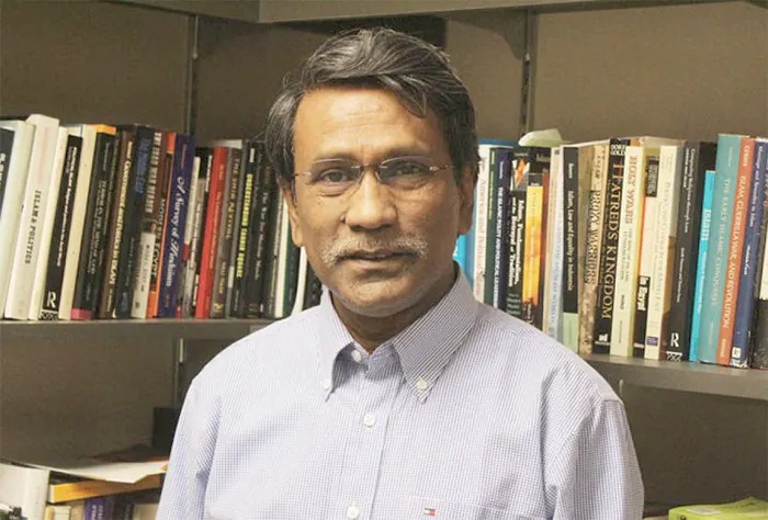 গণতান্ত্রিক ব্যবস্থা প্রতিষ্ঠায় রাজনৈতিক দলগুলো ছাড় দেবে, আশা আলী রীয়াজের