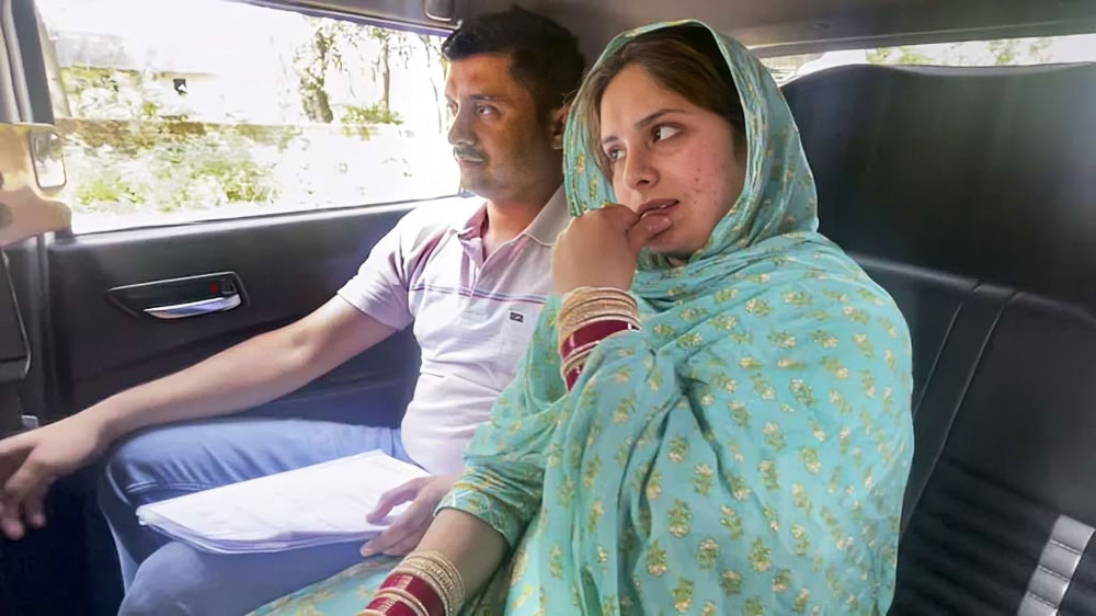 পাকিস্তানি নারীকে বিয়ে করায় বরখাস্ত ভারতীয় জওয়ান 
