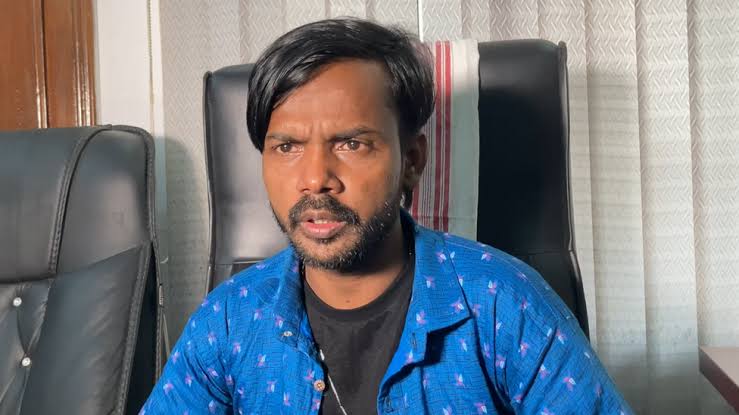 নায়িকা বানানোর প্রলোভনে ‘ধর্ষণের’ অভিযোগে হিরো আলমসহ ছয়জনের বিরুদ্ধে মামলা