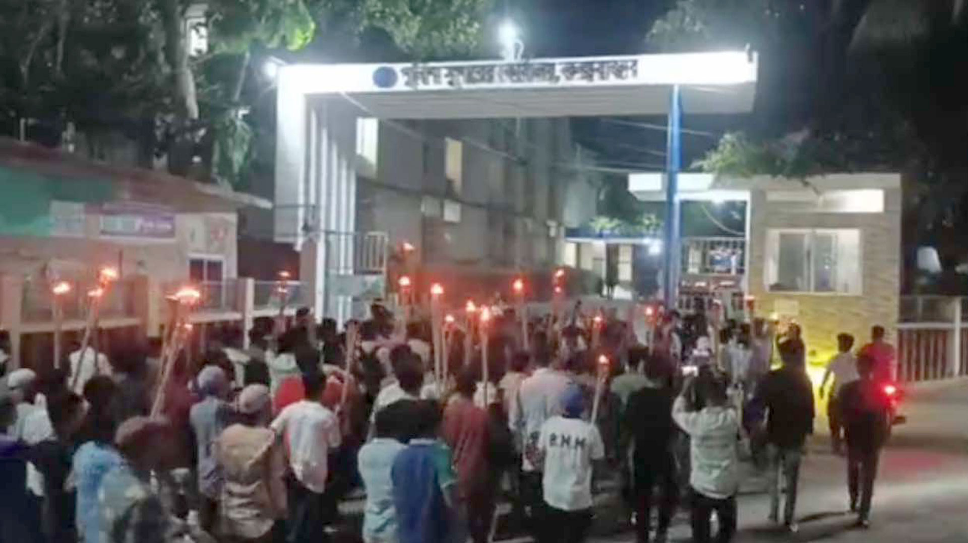 কক্সবাজারে হত্যা মামলায় কারাগারে এনসিপি নেতা, প্রতিবাদে বিক্ষোভ-সড়ক অবরোধ