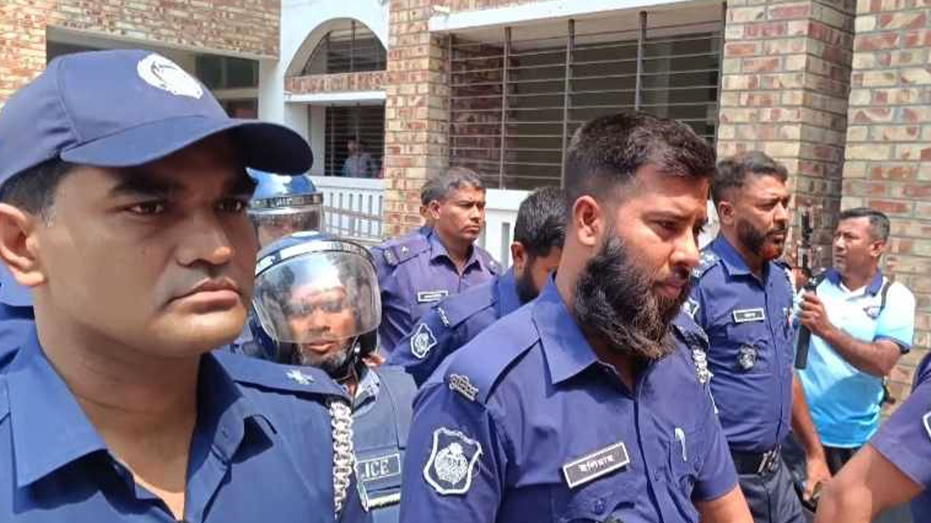 শিশু আছিয়া ধর্ষণ ও হত্যা মামলা: ৮ কার্যদিবসেই শেষ হলো ২৯ জনের সাক্ষ্যগ্রহণ