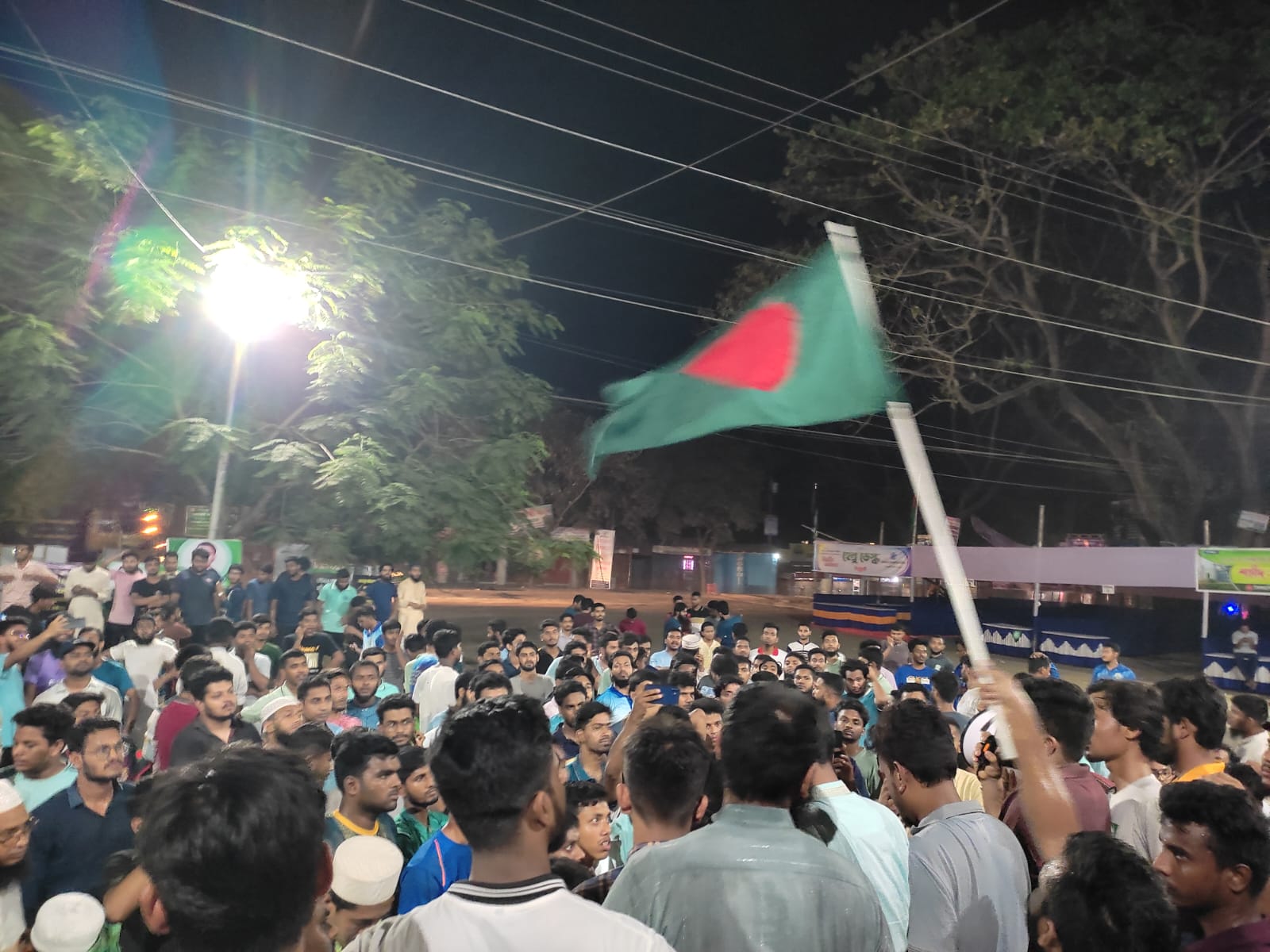 আওয়ামী লীগ নিষিদ্ধের ঘোষণায় ইবি শিক্ষার্থীদের উচ্ছ্বাস