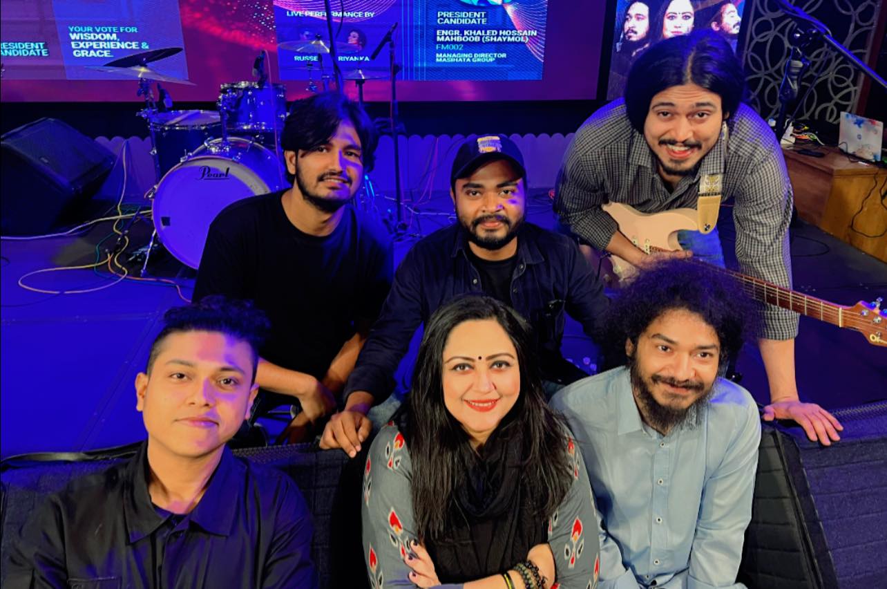 ৮ বছর পর চিরকুটের নতুন অ্যালবাম, নাম ‘ভালোবাসাসমগ্র’