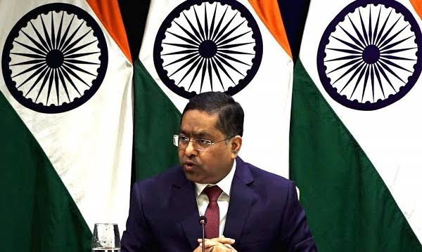 আওয়ামী লীগ নিষিদ্ধে উদ্বেগ ভারতের, দ্রুত নির্বাচনের আহ্বান