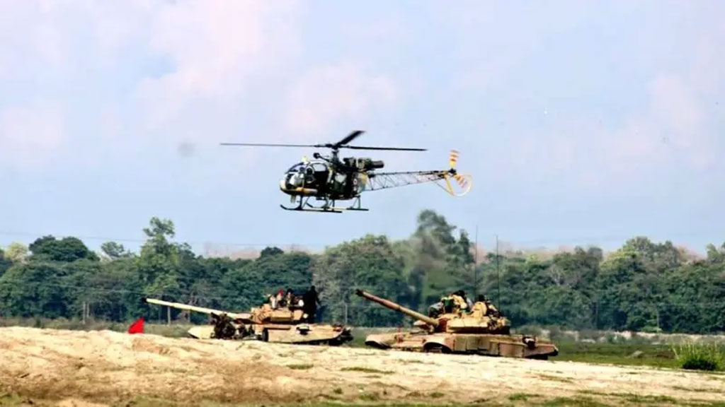 চিকেন’স নেকে ভারতের ব্যাপক সামরিক মহড়া