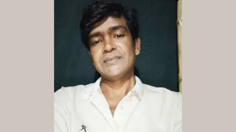 উপদেষ্টাকে নিয়ে ফেসবুকে পোস্ট, বরখাস্ত হলেন প্রাথমিক শিক্ষক